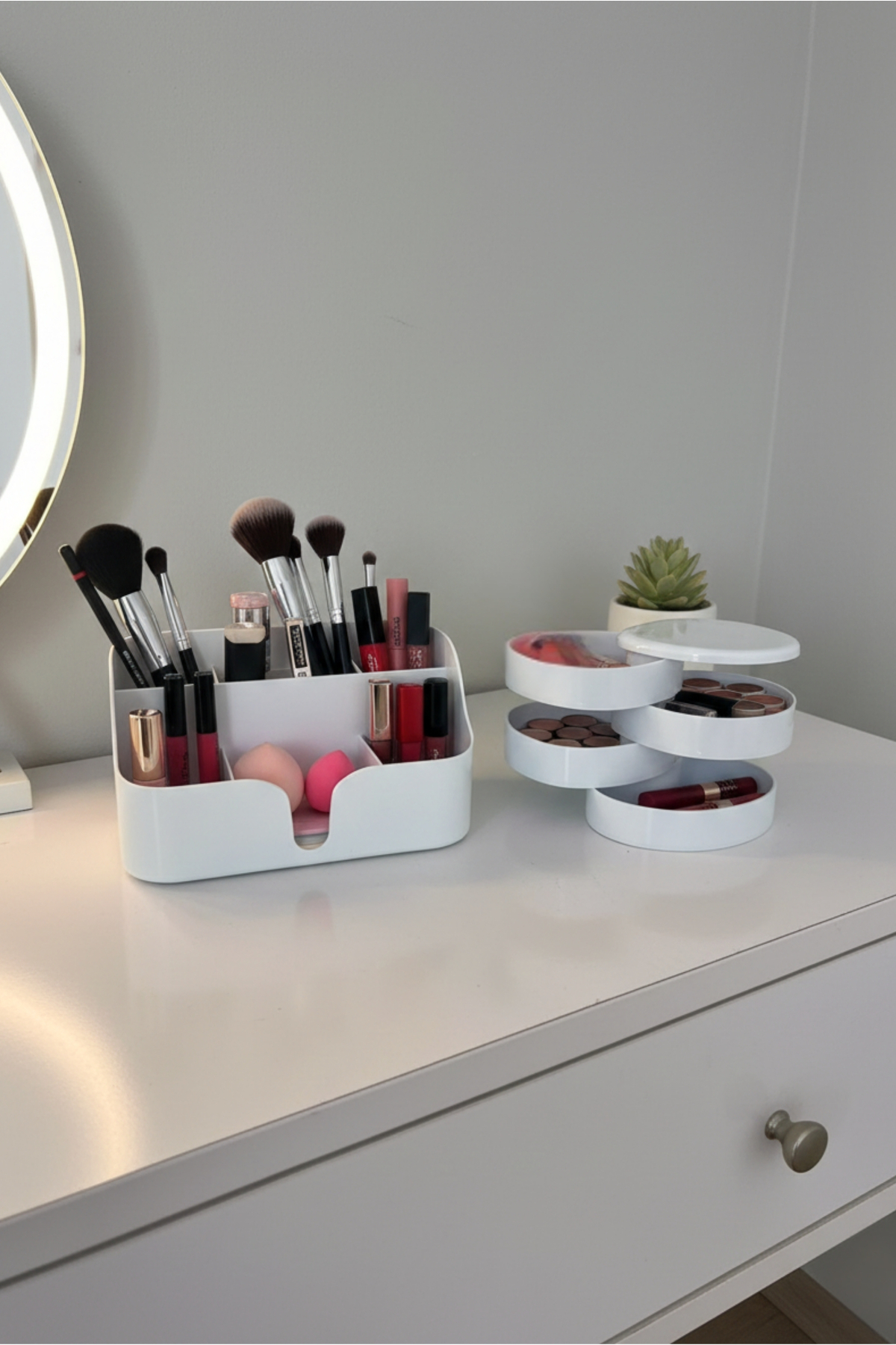 Λευκό – Διπλός Οργανωτής Μακιγιάζ και Κοσμημάτων από Πλαστικό - Image 6